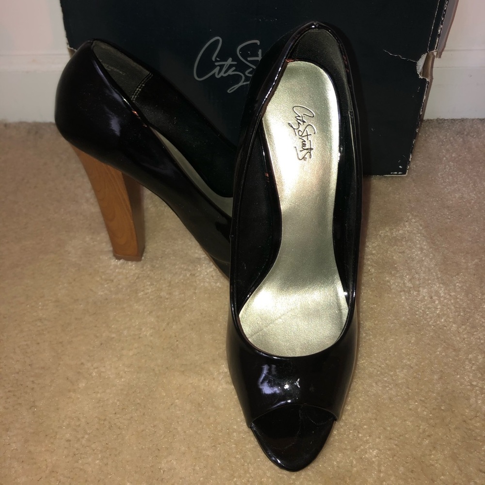 City Streets black leather heels